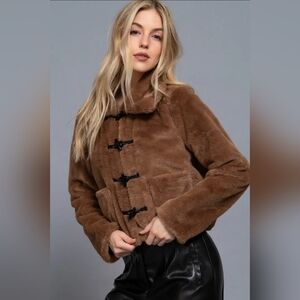 Long Sleeve Collar with Toggle Button Fur Duffle Jacket